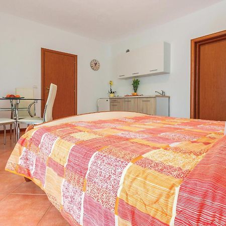 Gorgeous Apartment In Fazana With Wifi المظهر الخارجي الصورة